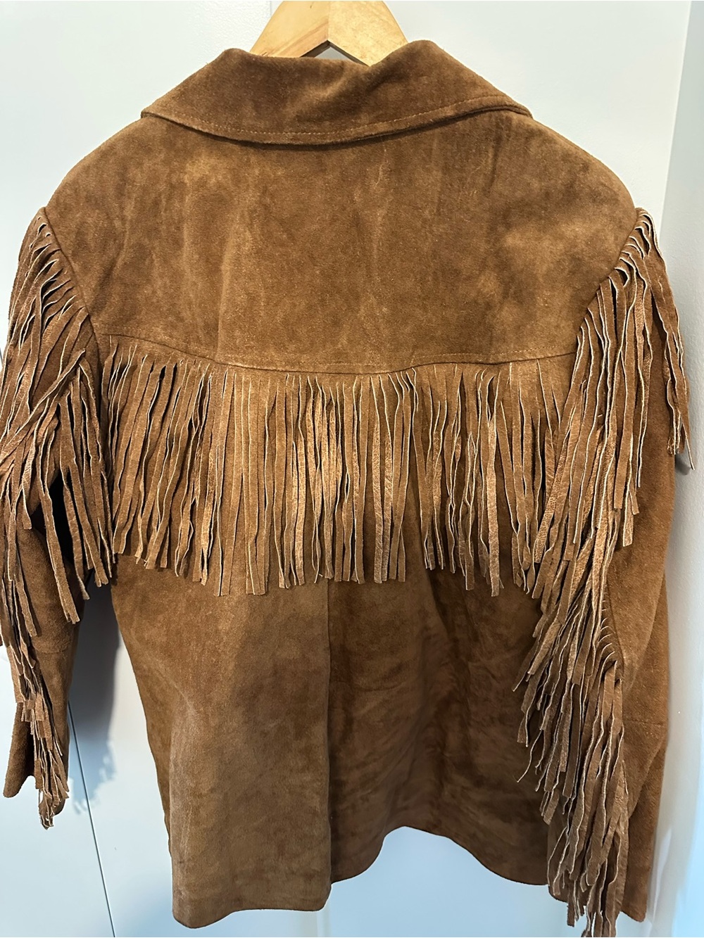 Women's Brown Suede Fringe Jacket - Picture 4 of 7
